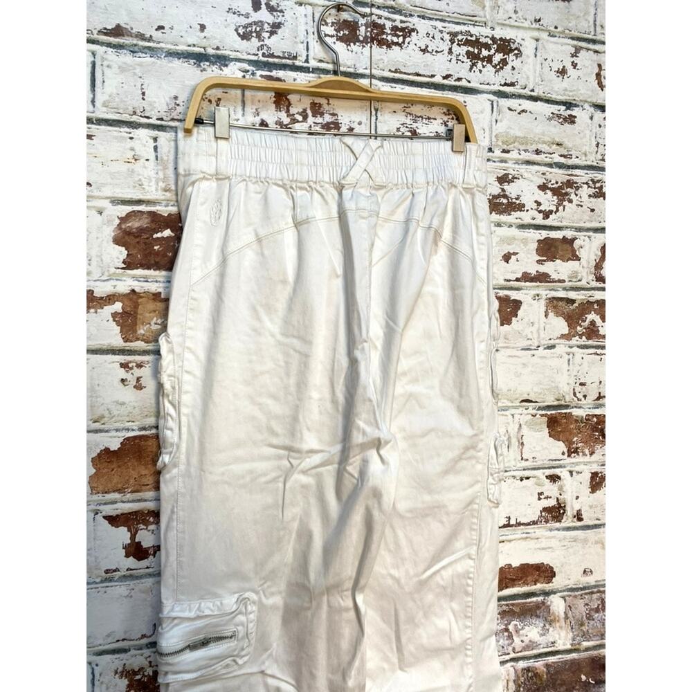 Free People Movement Elevate Wide Leg Cargo Style White Cotton & Lyocell Pants - Picture 12 of 12
